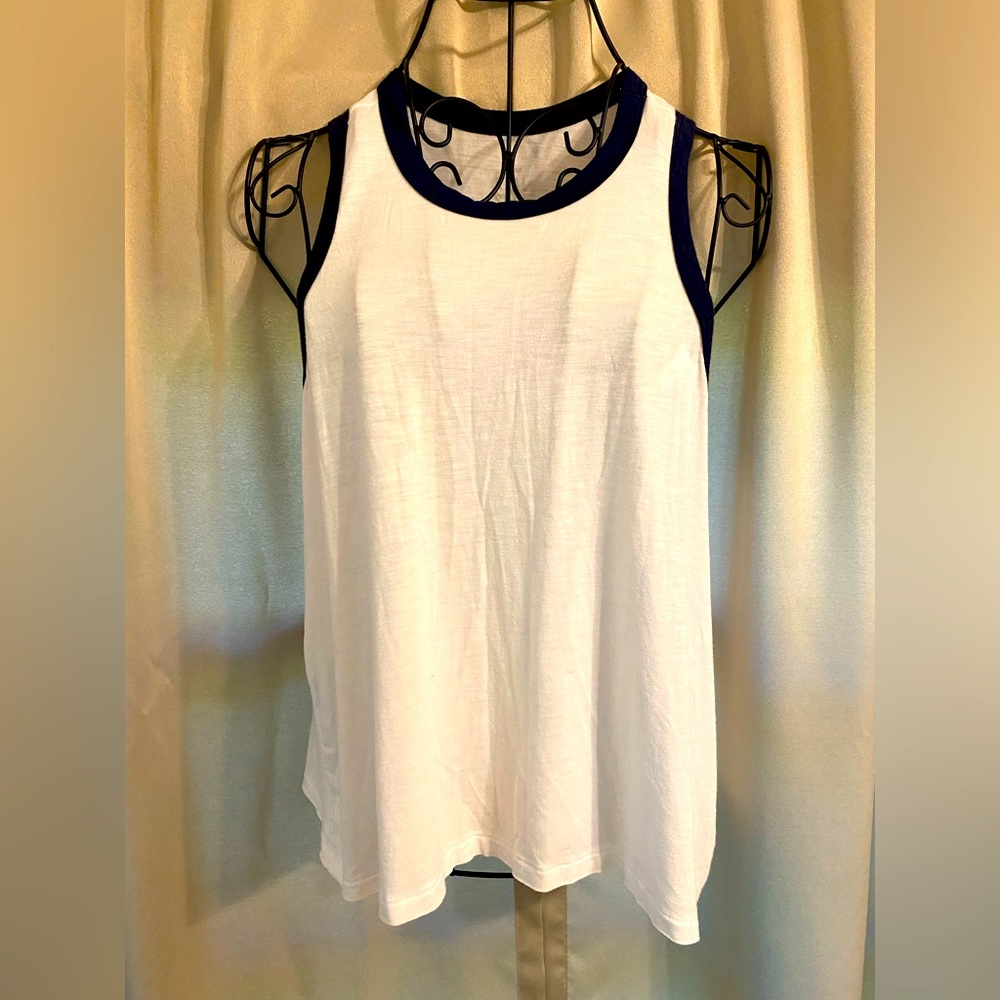 NWT Aerie Real Soft White with Navy Trim Racer Tank Top Women’s Size S